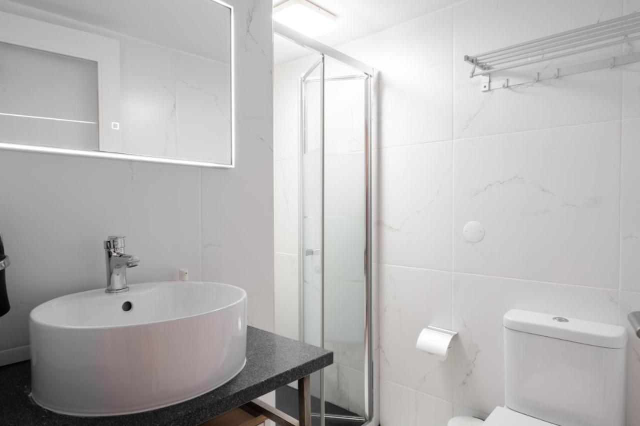 Central Apartamento 0 Ac Metro Nearby Porto Zewnętrze zdjęcie